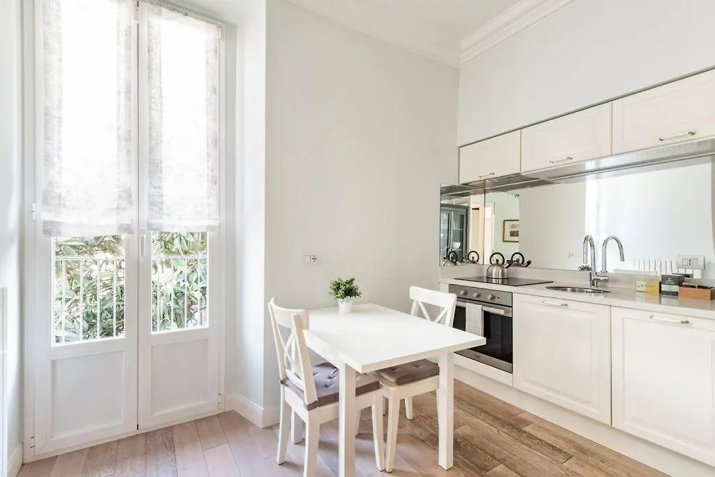 Il Giardino Garden View Apartment Milánó