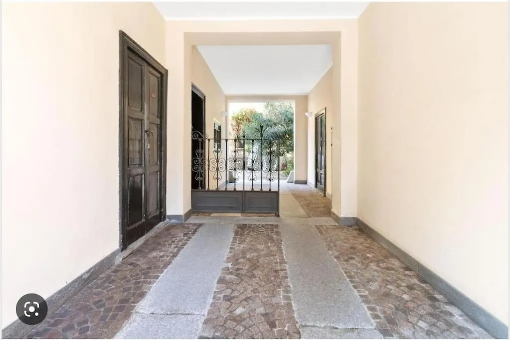 Il Giardino Garden View Apartment Milan Italy