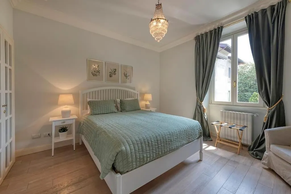 Il Giardino Garden View Apartment Milan 0*,  Italy