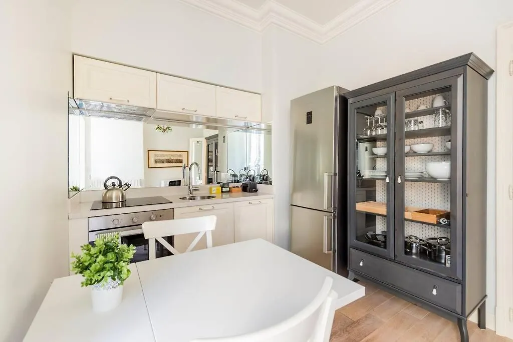 Il Giardino Garden View Apartment Milánó